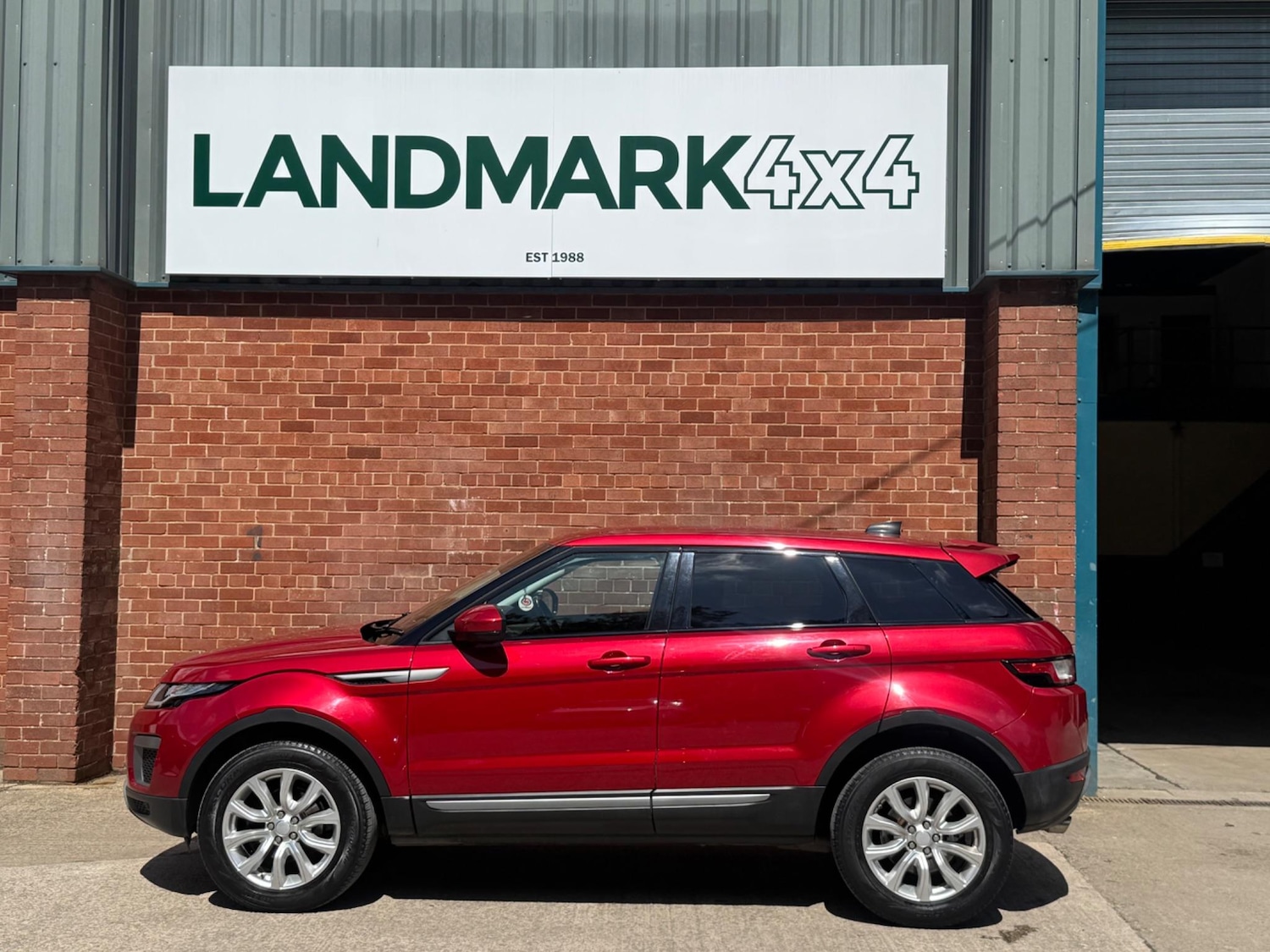 Used Land Rover Range Rover Evoque 2017 for sale - 76528086: Photo 5