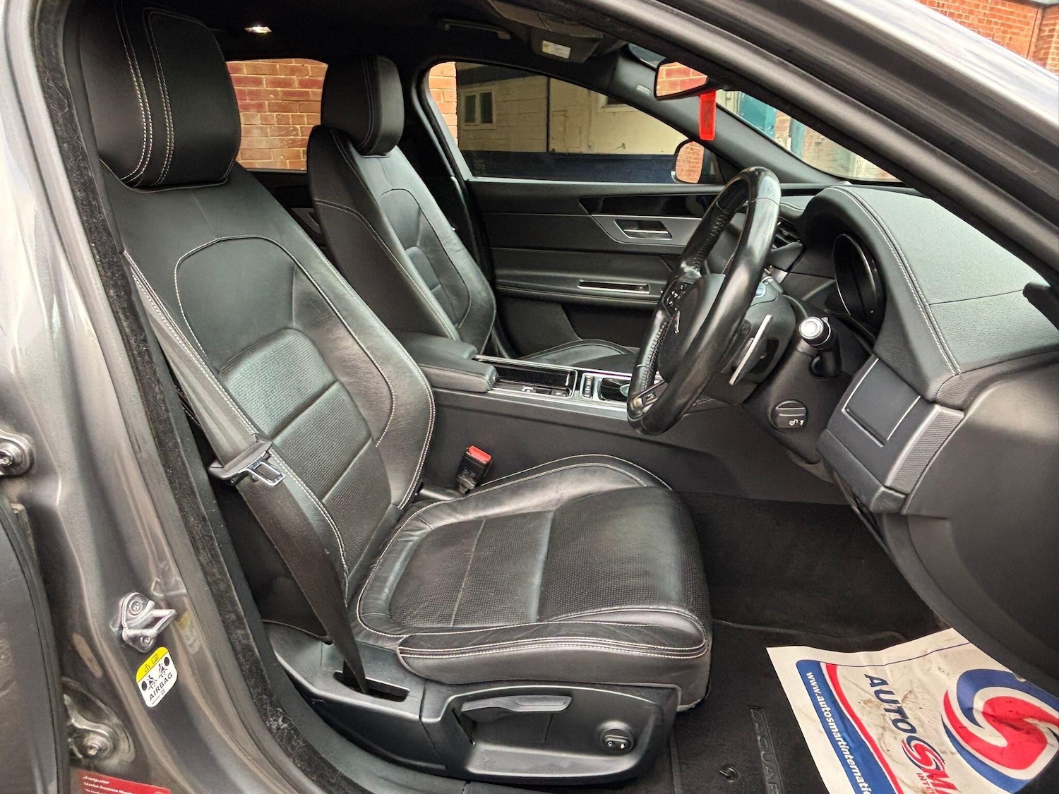 Used Jaguar XF 2017 for sale - 77074499: Photo 10