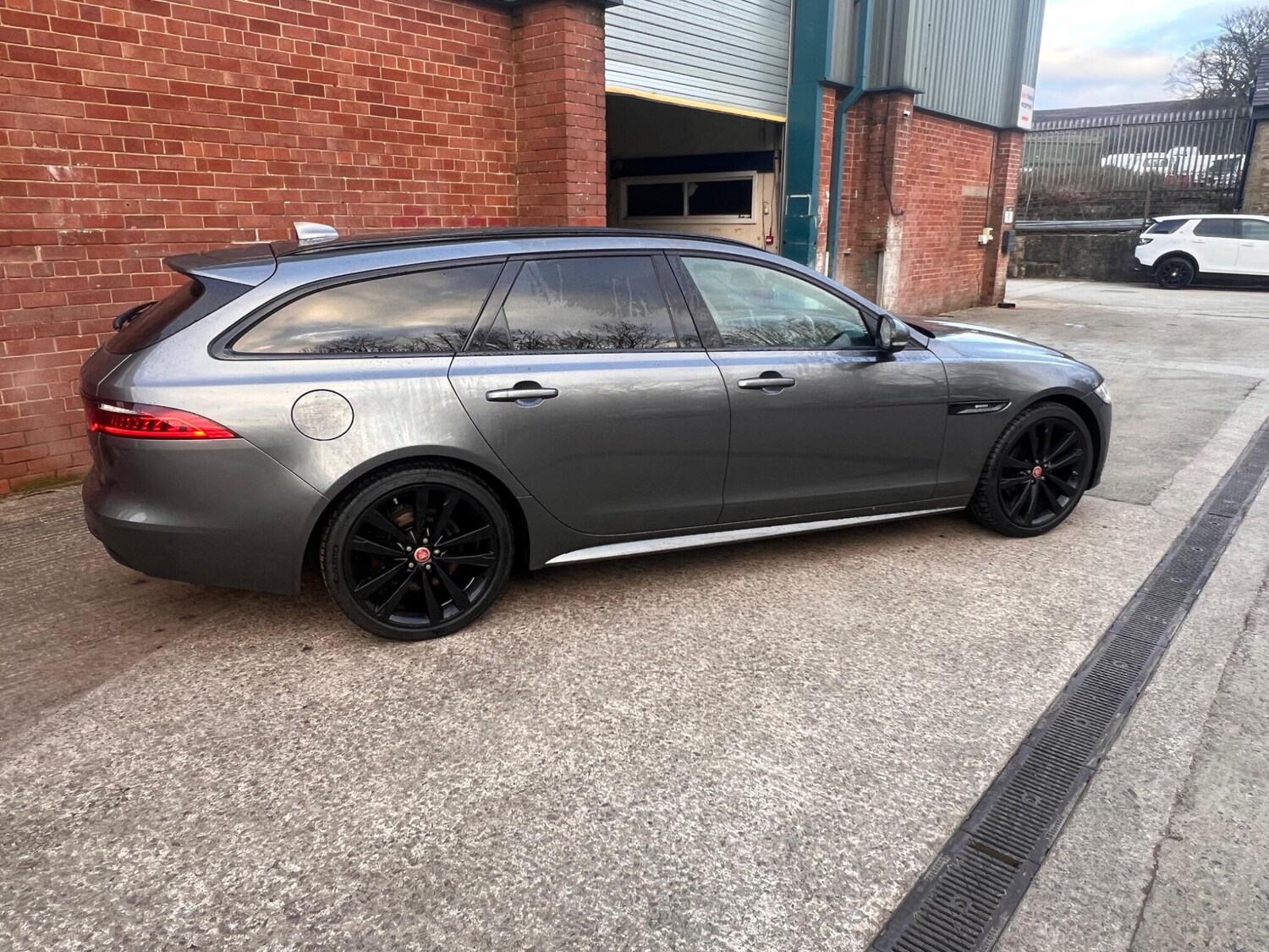 Used Jaguar XF 2017 for sale - 77074499: Photo 57