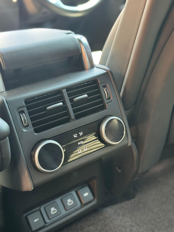 Used Land Rover Discovery 2021 for sale - 76214663: Photo 29