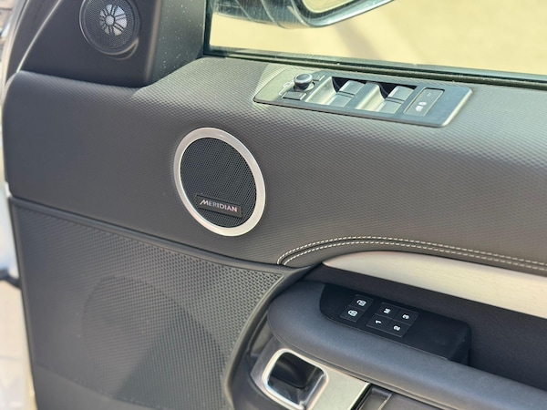 Used Land Rover Discovery 2021 for sale - 76214663: Photo 34