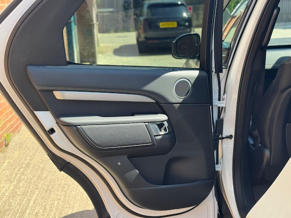 Used Land Rover Discovery 2021 for sale - 76214663: Photo 39
