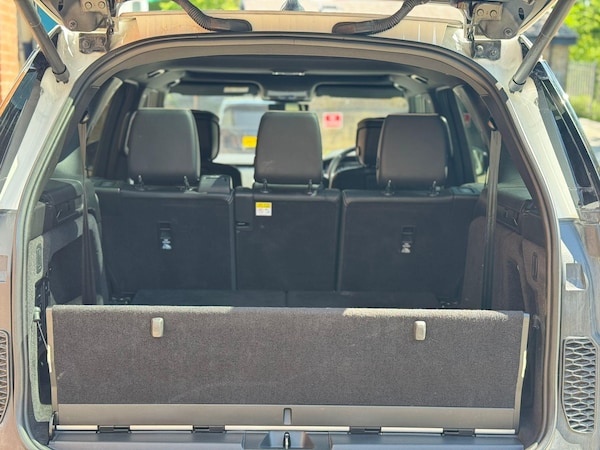 Used Land Rover Discovery 2021 for sale - 76214663: Photo 44