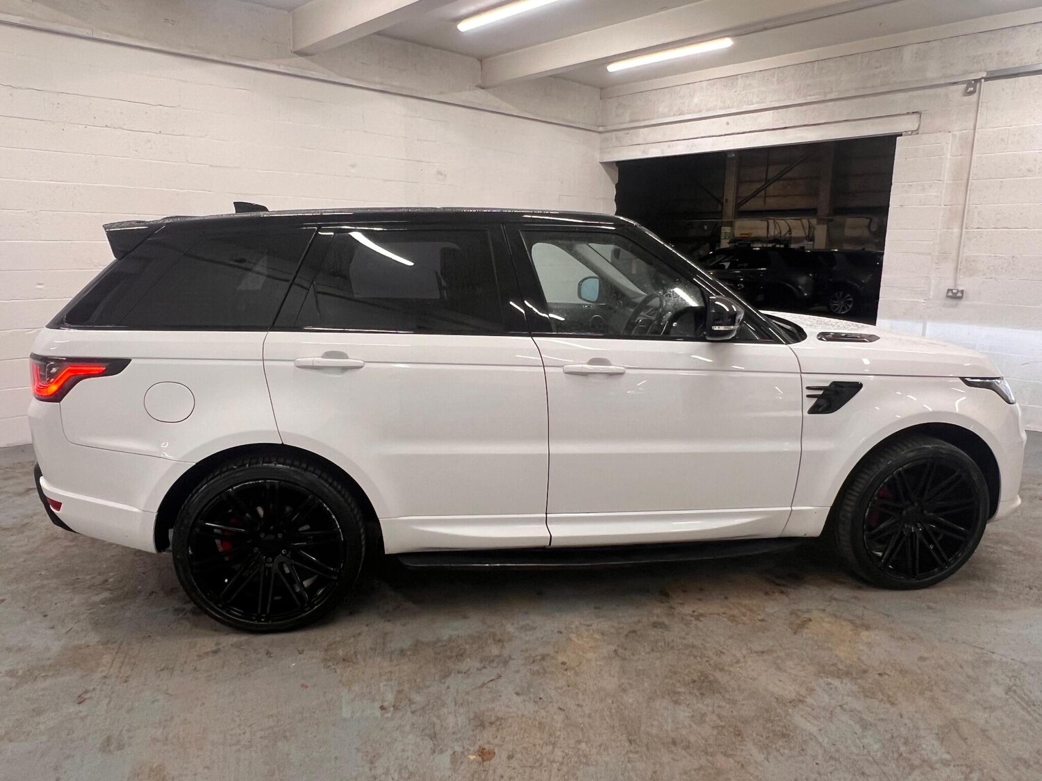 Used Land Rover Range Rover Sport 2018 for sale - 77202809: Photo 10