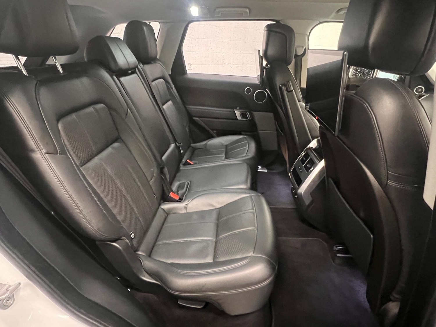 Used Land Rover Range Rover Sport 2018 for sale - 77202809: Photo 15