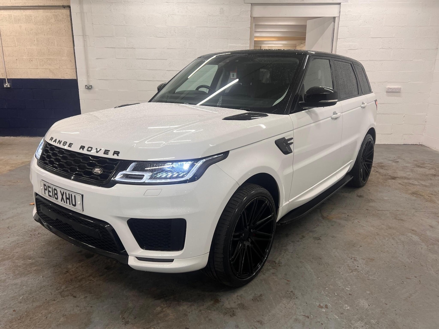 Used Land Rover Range Rover Sport 2018 for sale - 77202809: Photo 4