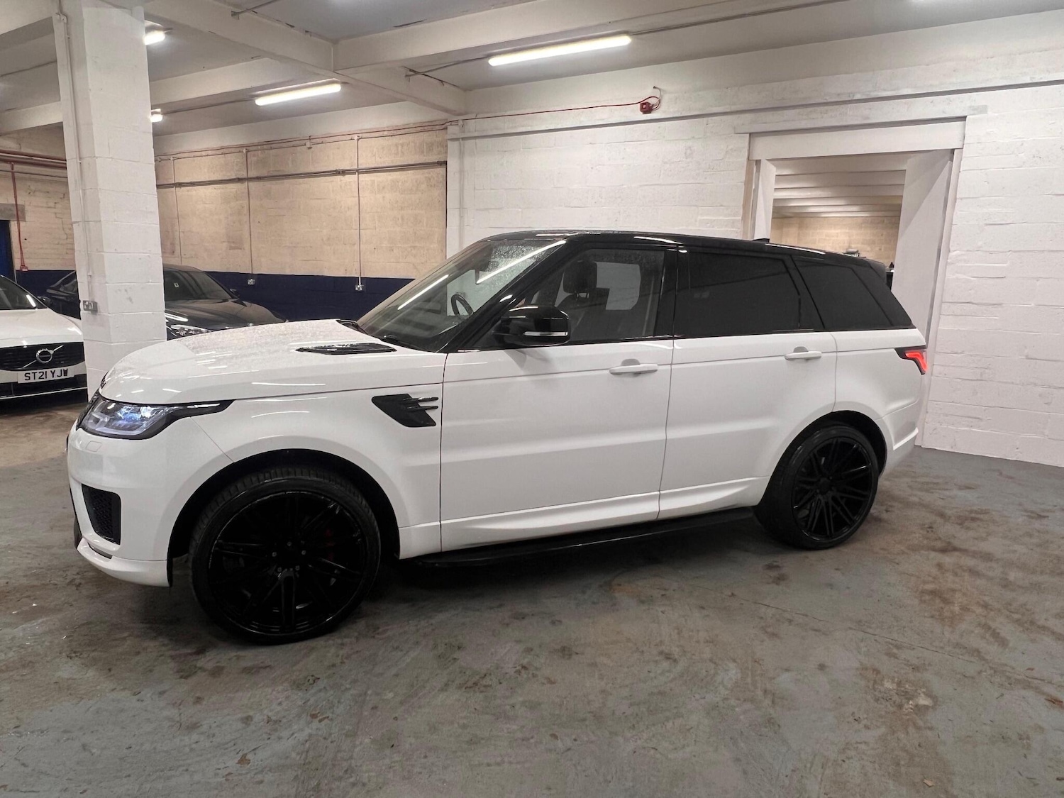 Used Land Rover Range Rover Sport 2018 for sale - 77202809: Photo 8