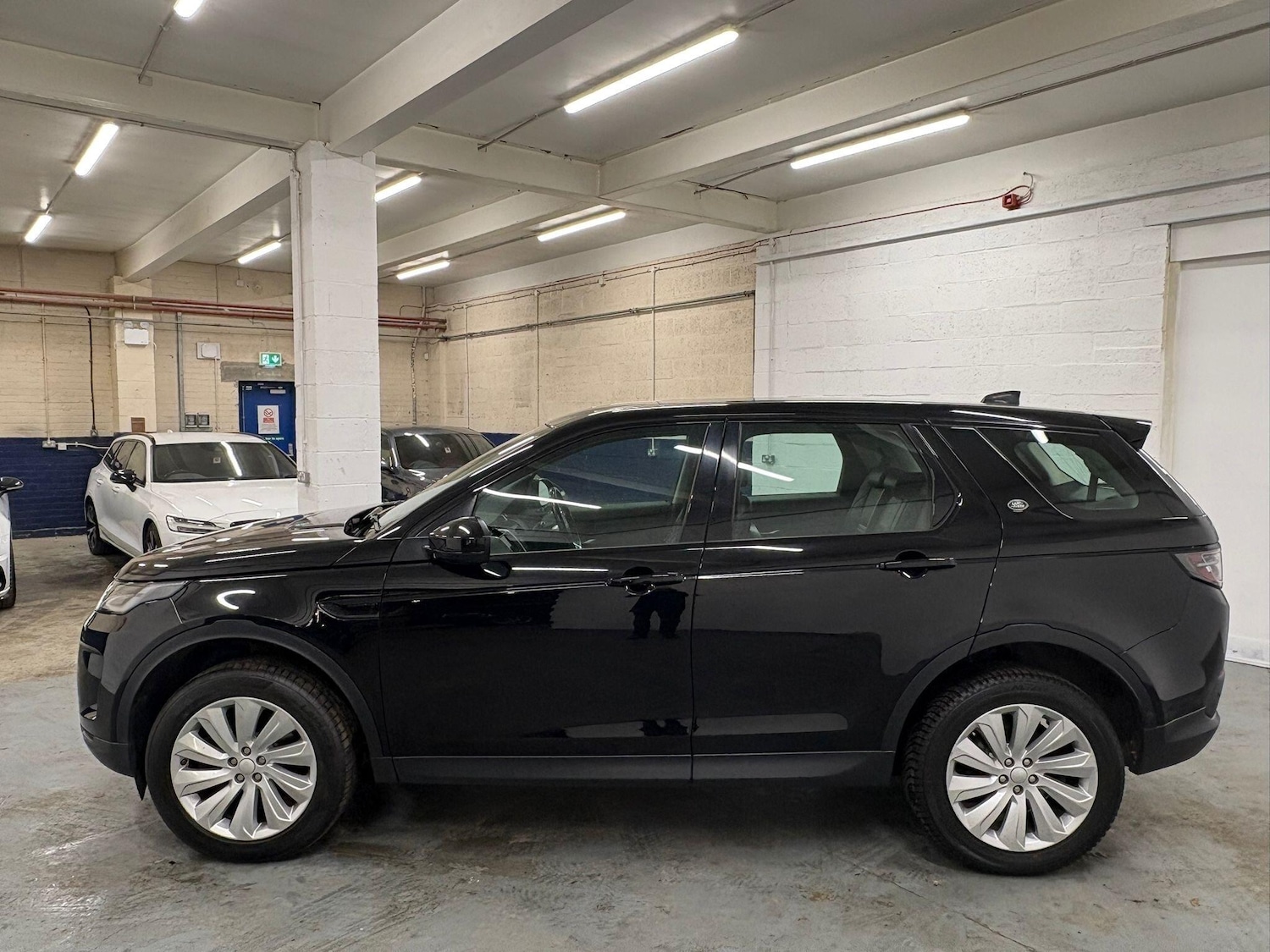 Used Land Rover Discovery Sport 2019 for sale - 77315130: Photo 5