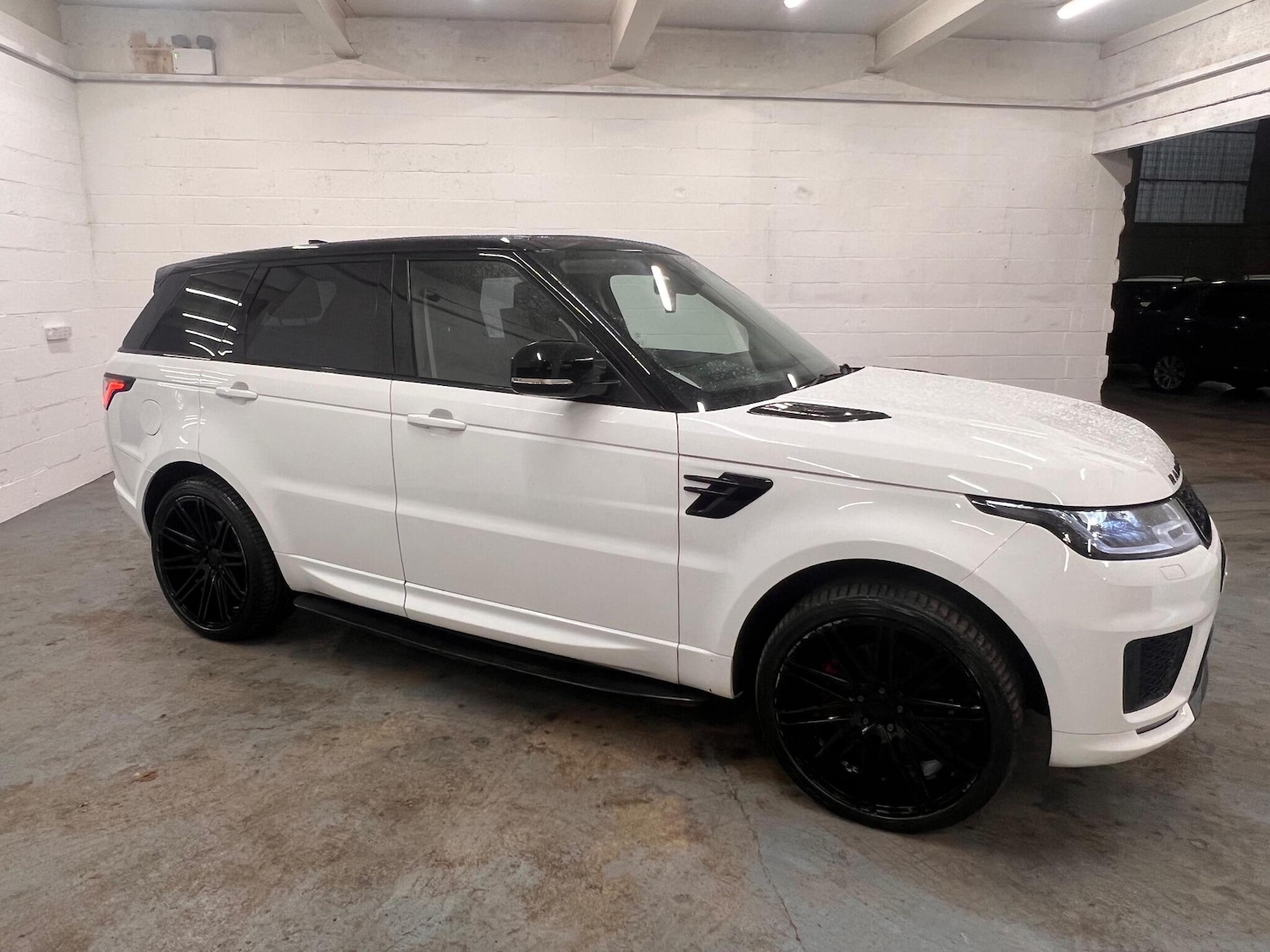 Used Land Rover Range Rover Sport 2018 for sale - 76953092: Photo 6