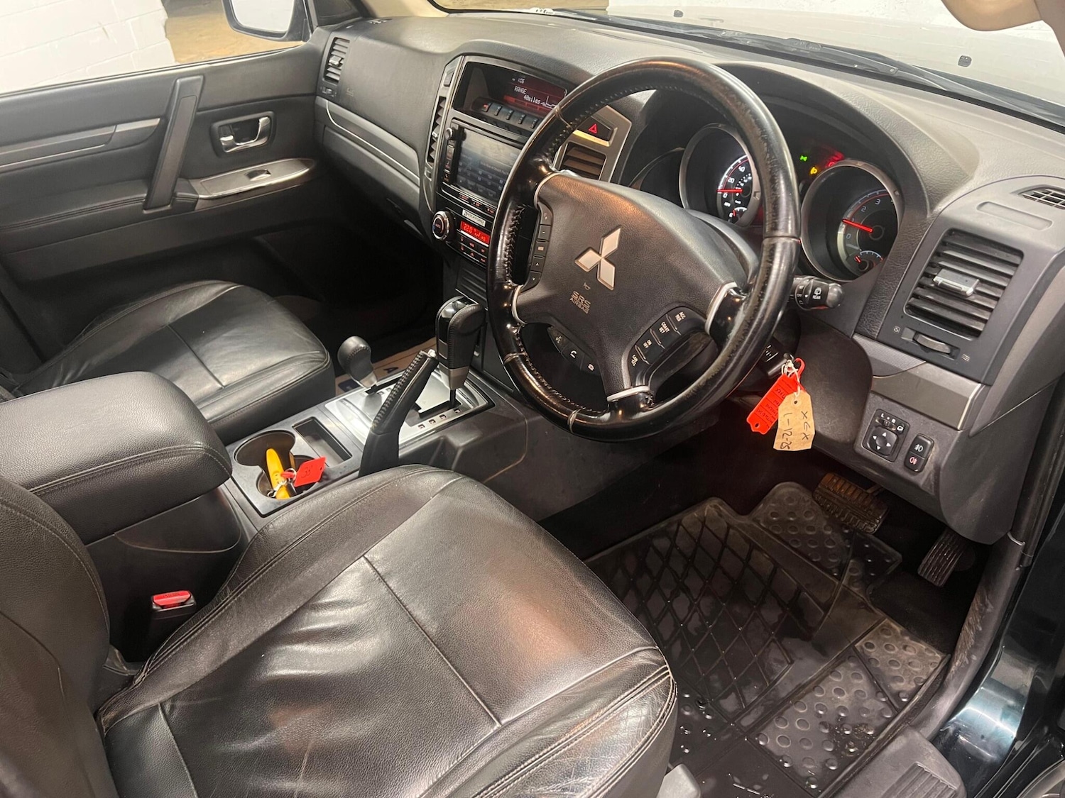 Used Mitsubishi Shogun 2017 for sale - 76801350: Photo 26