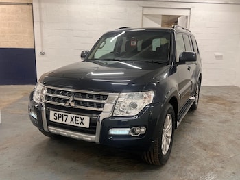 Used Mitsubishi Shogun 2017 for sale - 76801350: Photo