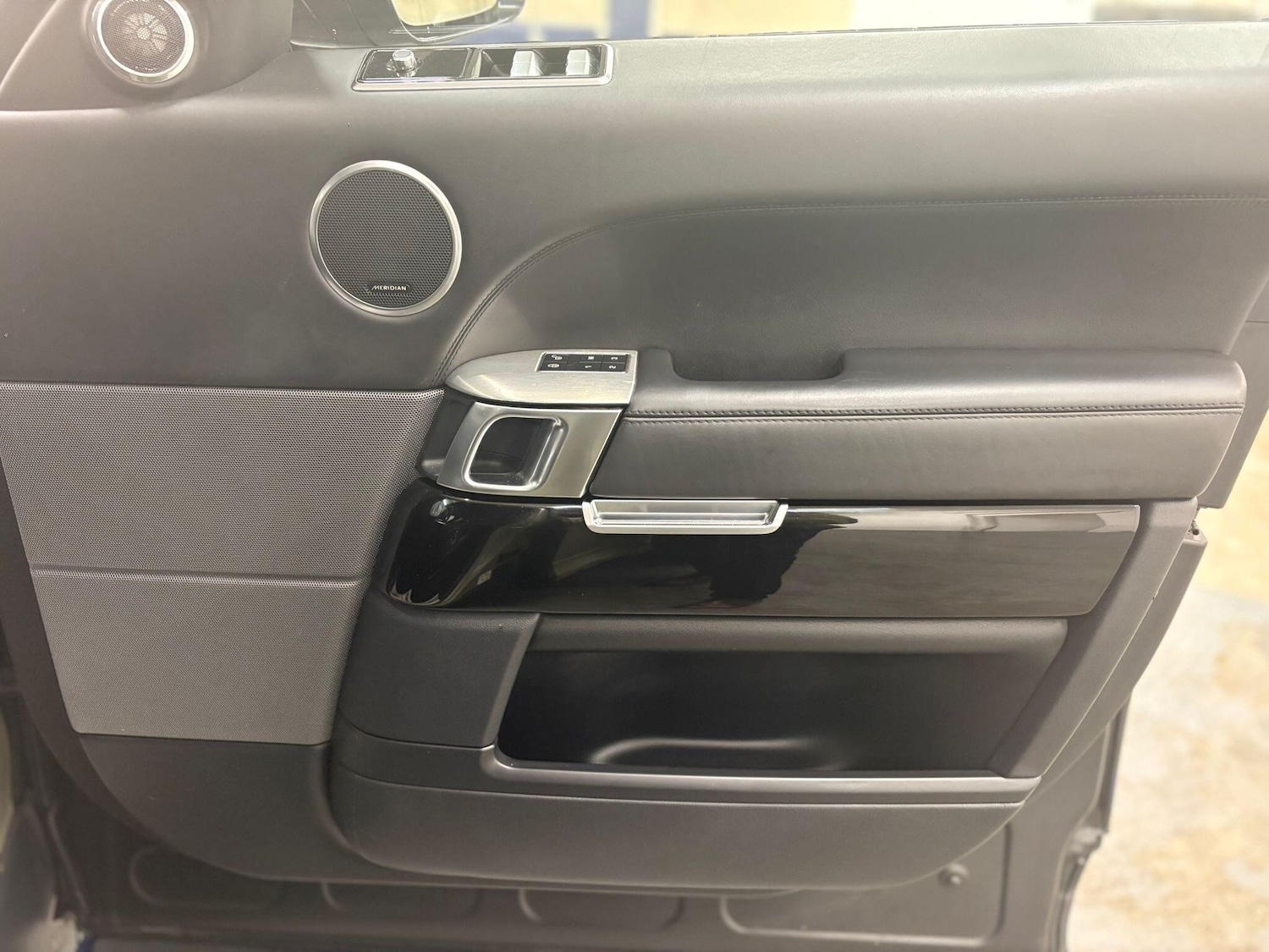 Used Land Rover Range Rover Sport 2018 for sale - 76521712: Photo 33