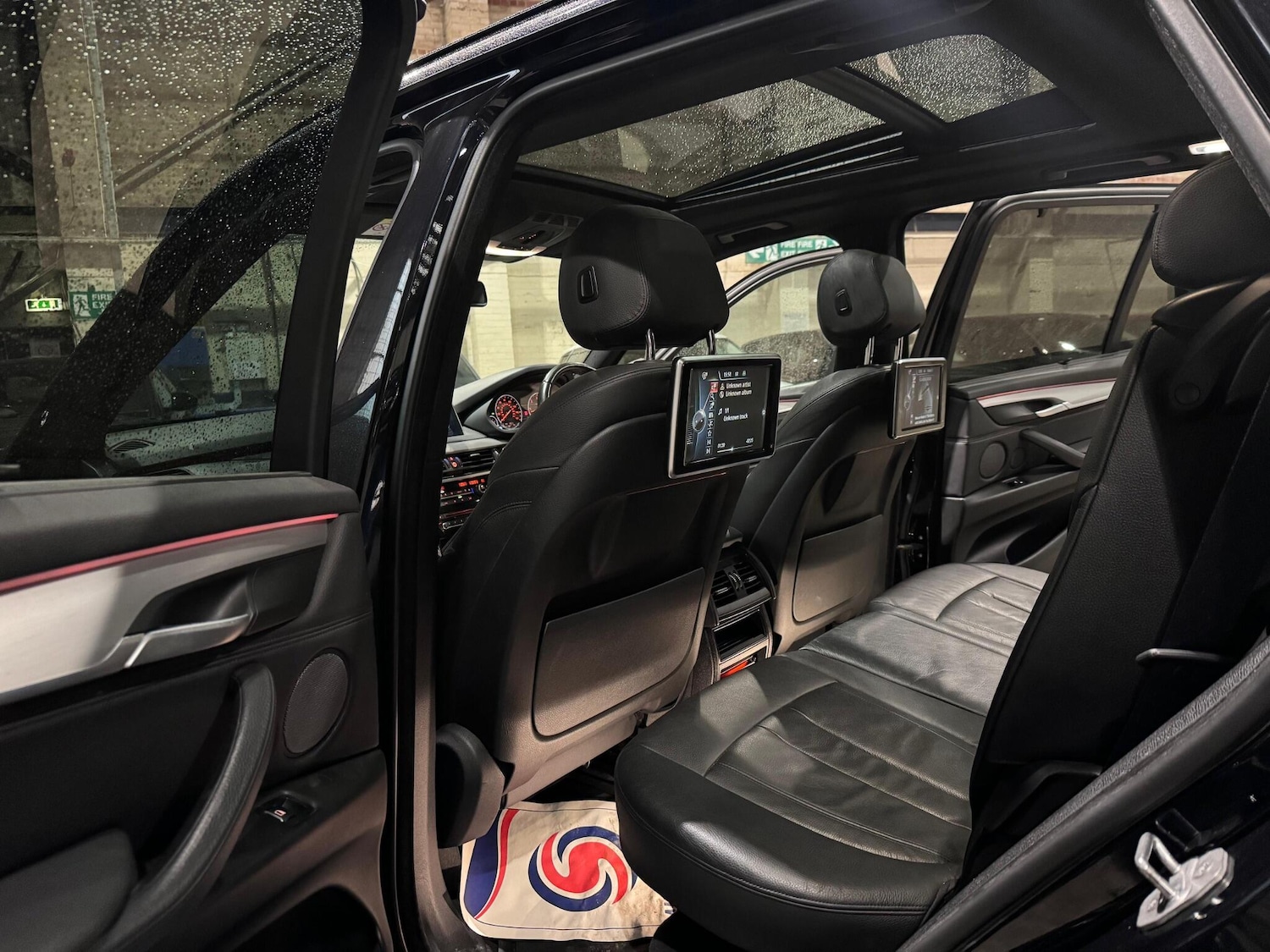 Vehicle 28