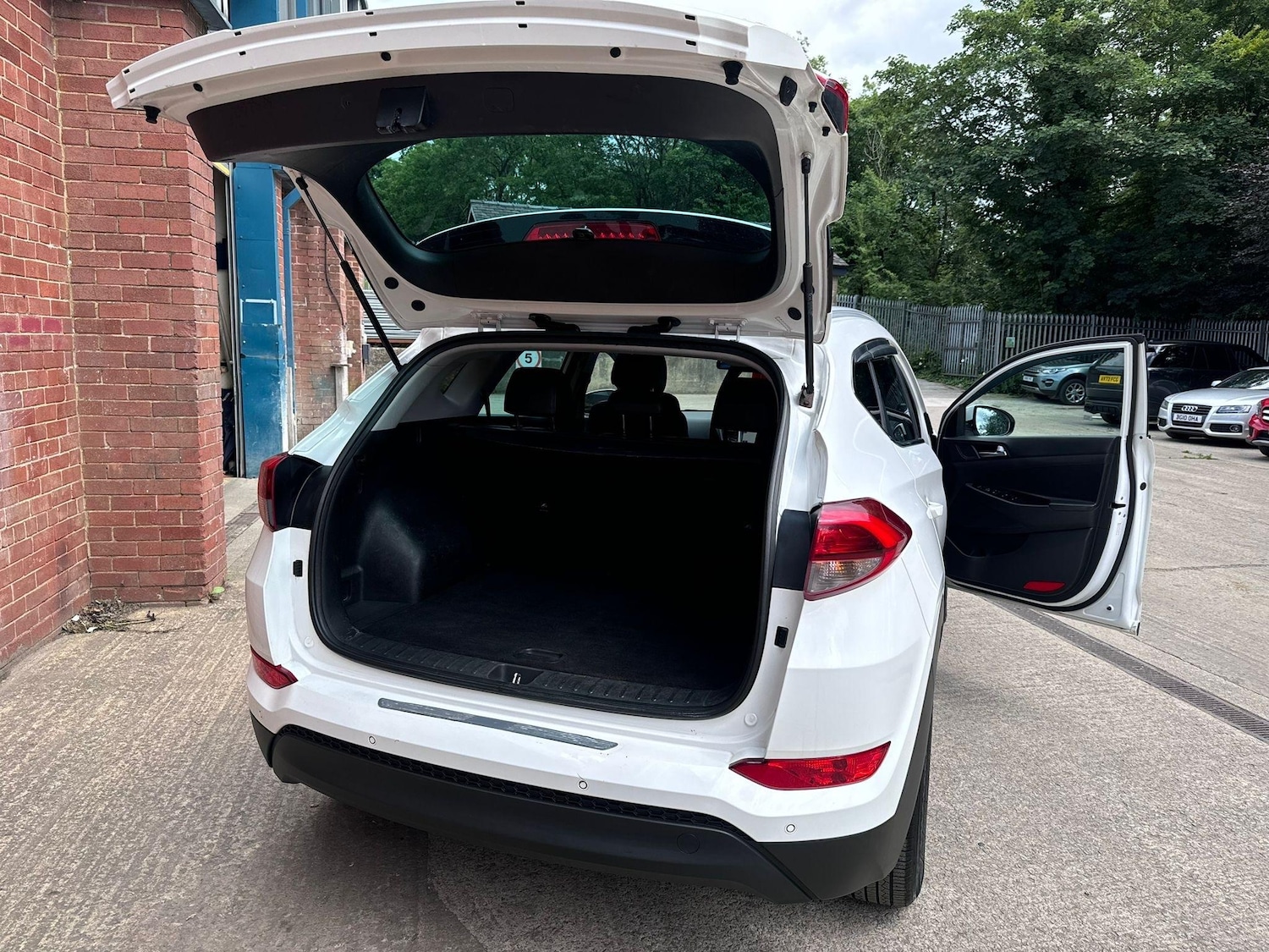 Vehicle 27