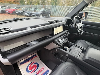 Used Land Rover Defender 110 2020 for sale - 76561587: Photo