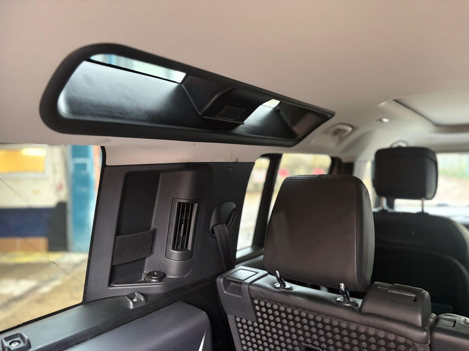 Used Land Rover Defender 110 2020 for sale - 76561587: Photo 64