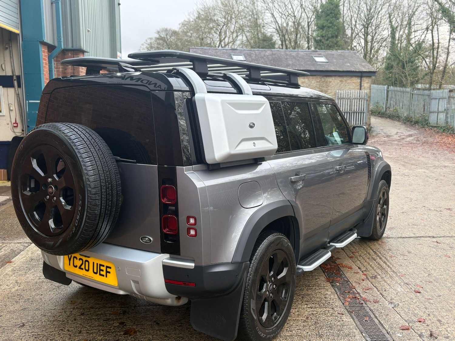 Used Land Rover Defender 110 2020 for sale - 76561587: Photo 9