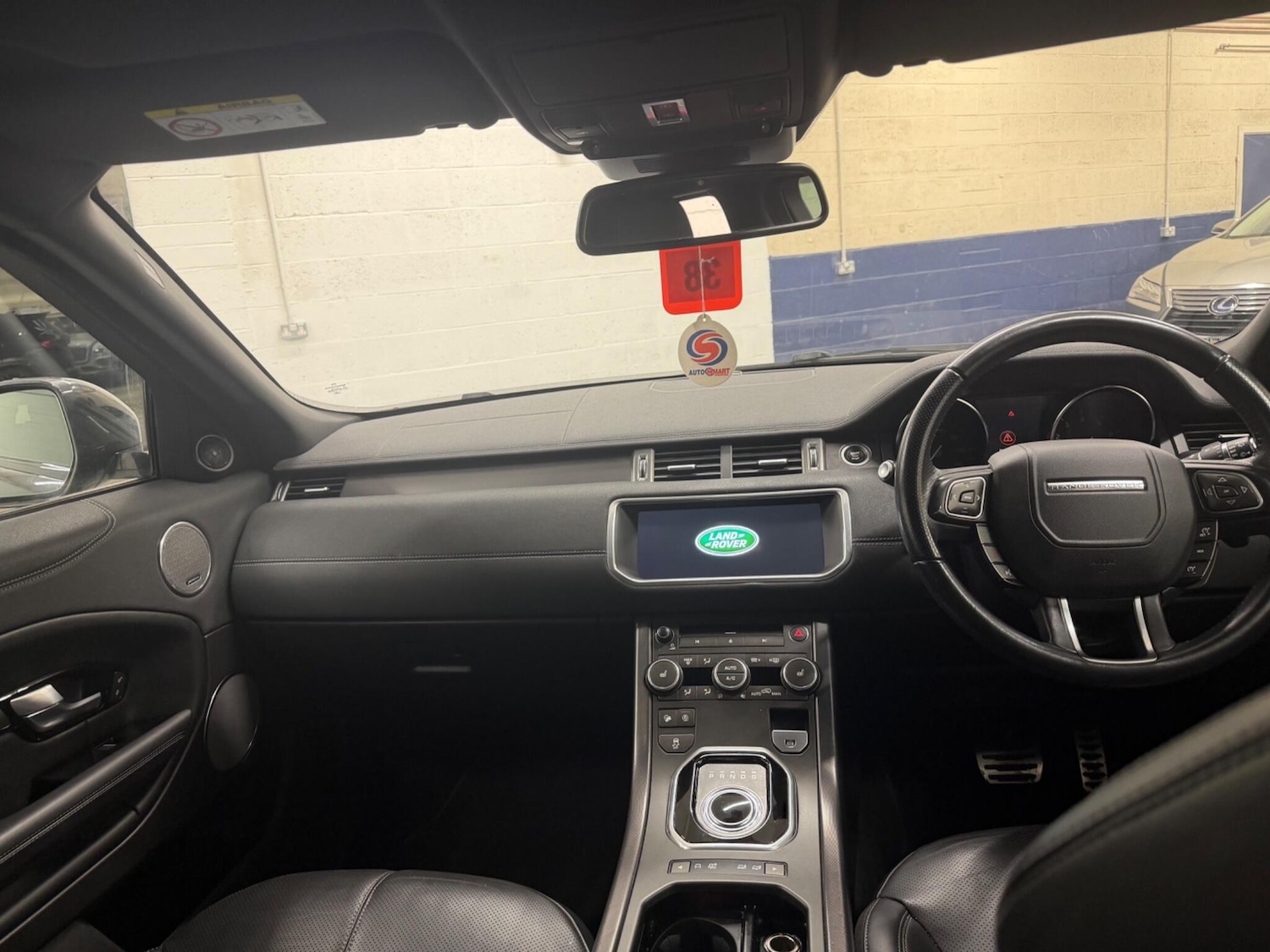 Used Land Rover Range Rover Evoque 2018 for sale - 77358313: Photo 11