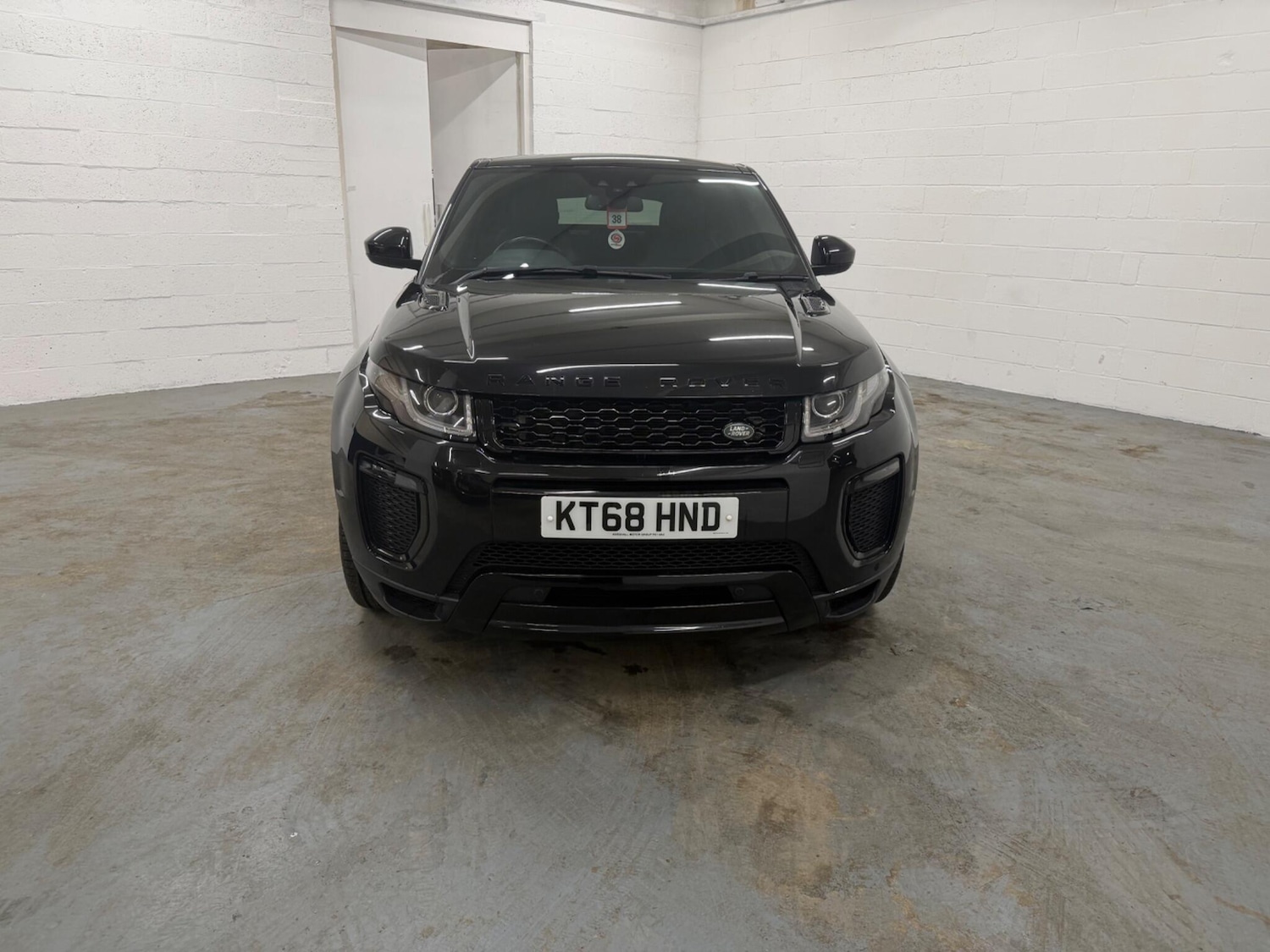 Used Land Rover Range Rover Evoque 2018 for sale - 77358313: Photo 2