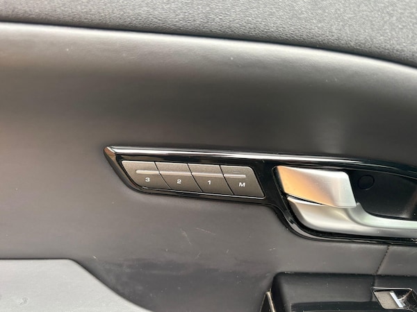 Used Land Rover Range Rover Evoque 2017 for sale - 75696533: Photo 34