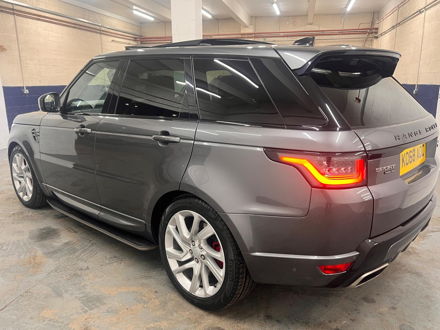 Used Land Rover Range Rover Sport for sale - 77794212: Photo 4