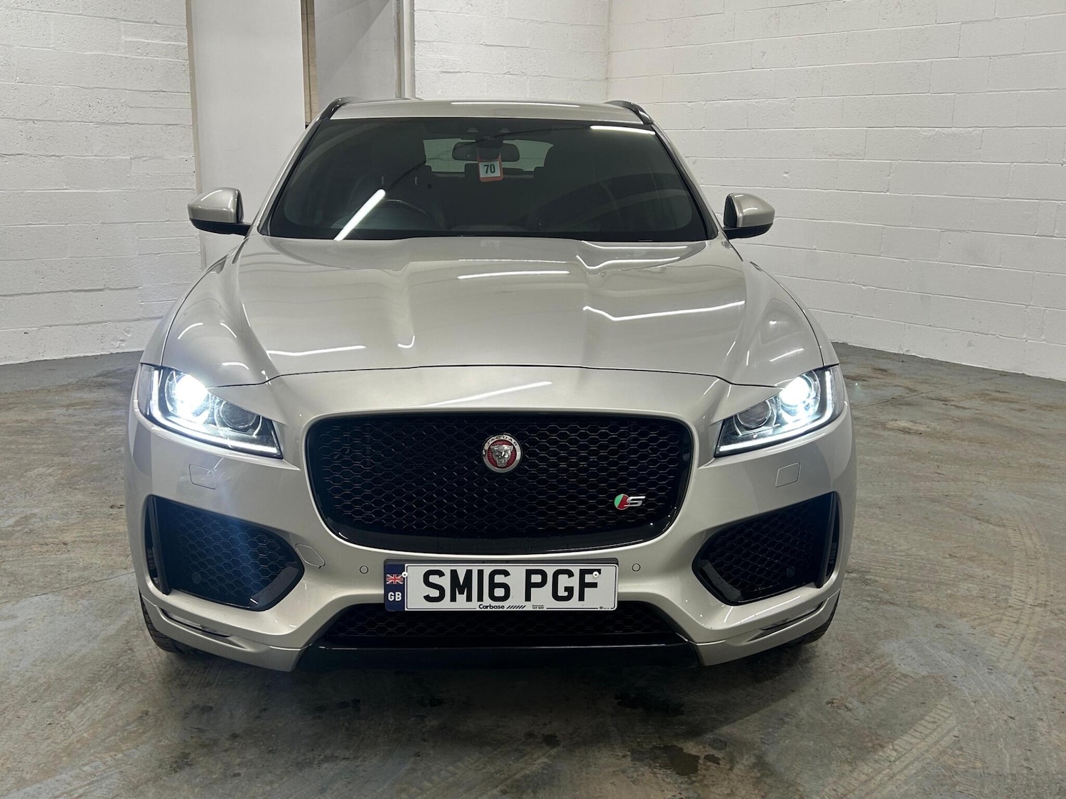 Used Jaguar F-Pace 2016 for sale - 77202577: Photo 10