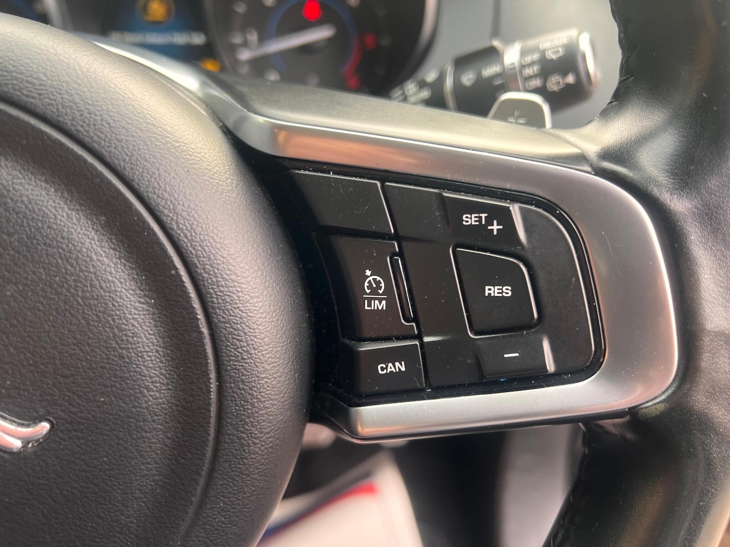 Used Jaguar F-Pace 2016 for sale - 77109478: Photo 13