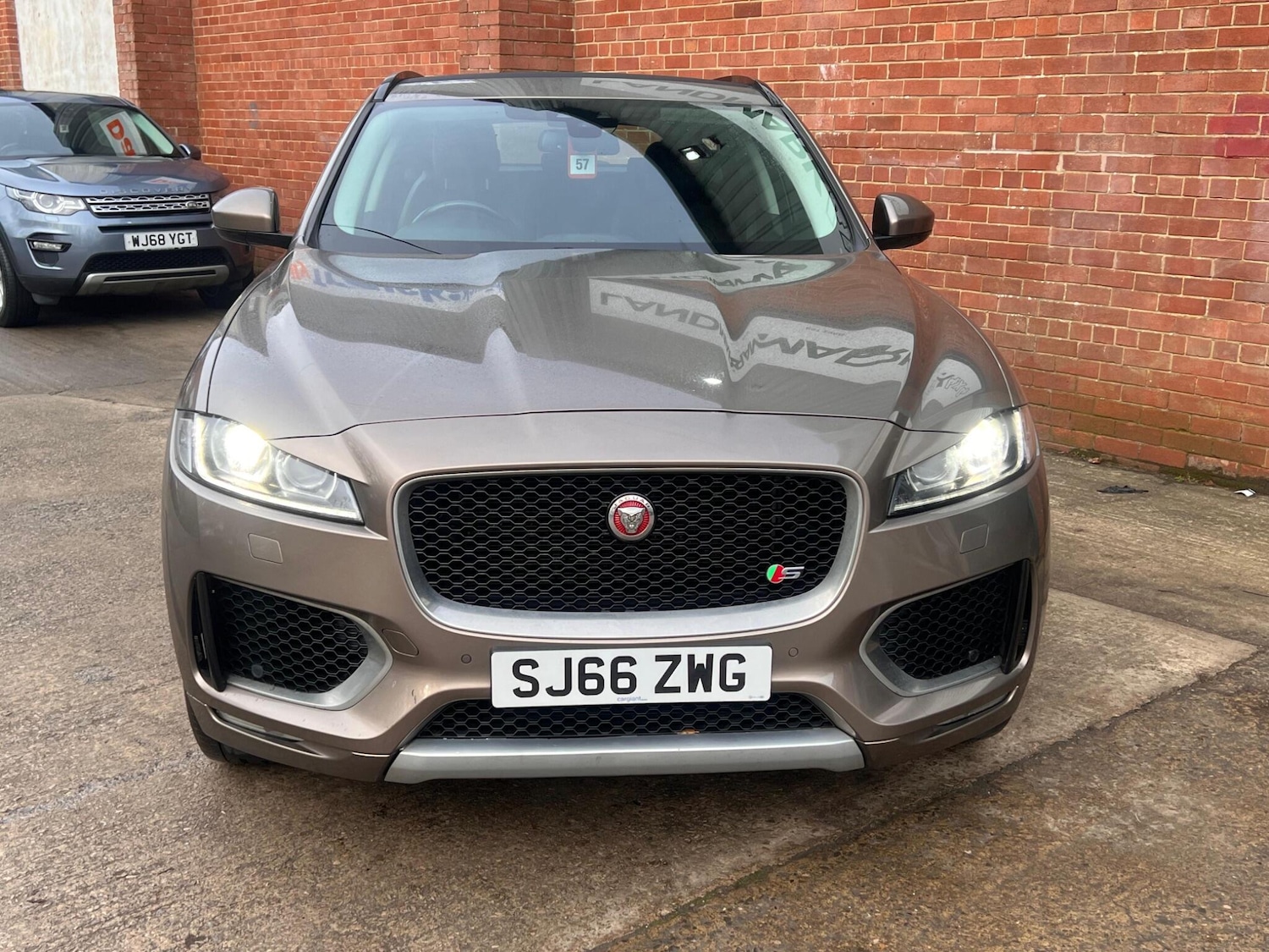 Used Jaguar F-Pace 2016 for sale - 77109478: Photo 18