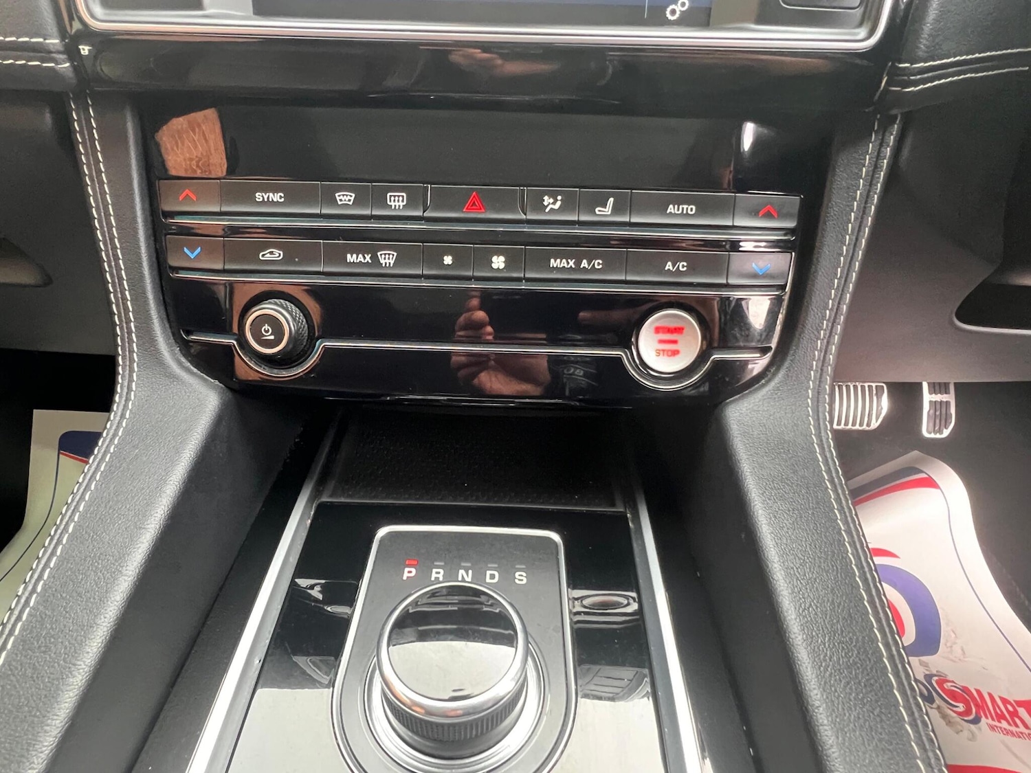 Used Jaguar F-Pace 2016 for sale - 77109478: Photo 8