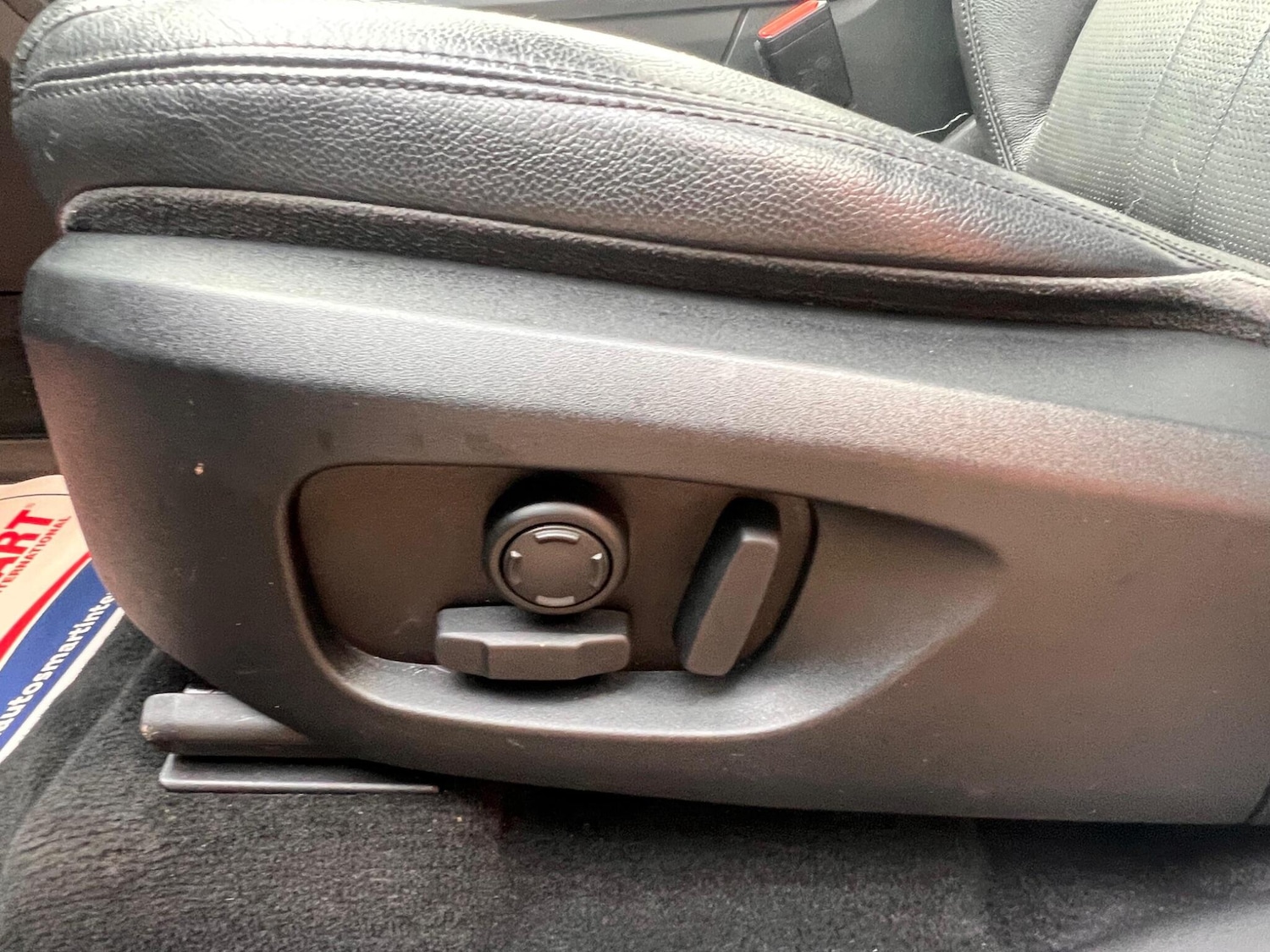 Used Jaguar F-Pace 2016 for sale - 77109478: Photo 9