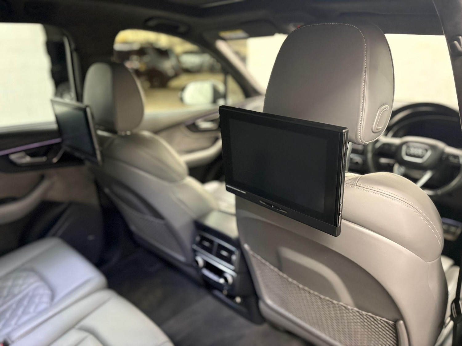 Used Audi Q7 2018 for sale - 76913442: Photo 54