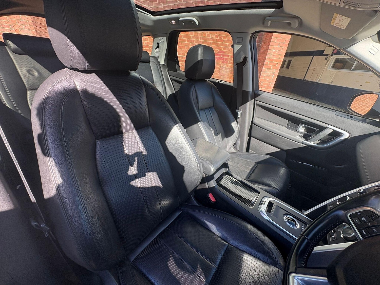 Used Land Rover Discovery Sport 2016 for sale - 76072778: Photo 35