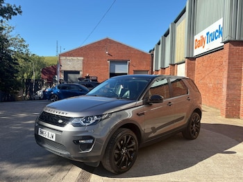 Used Land Rover Discovery Sport 2016 for sale - 76072778: Photo 3