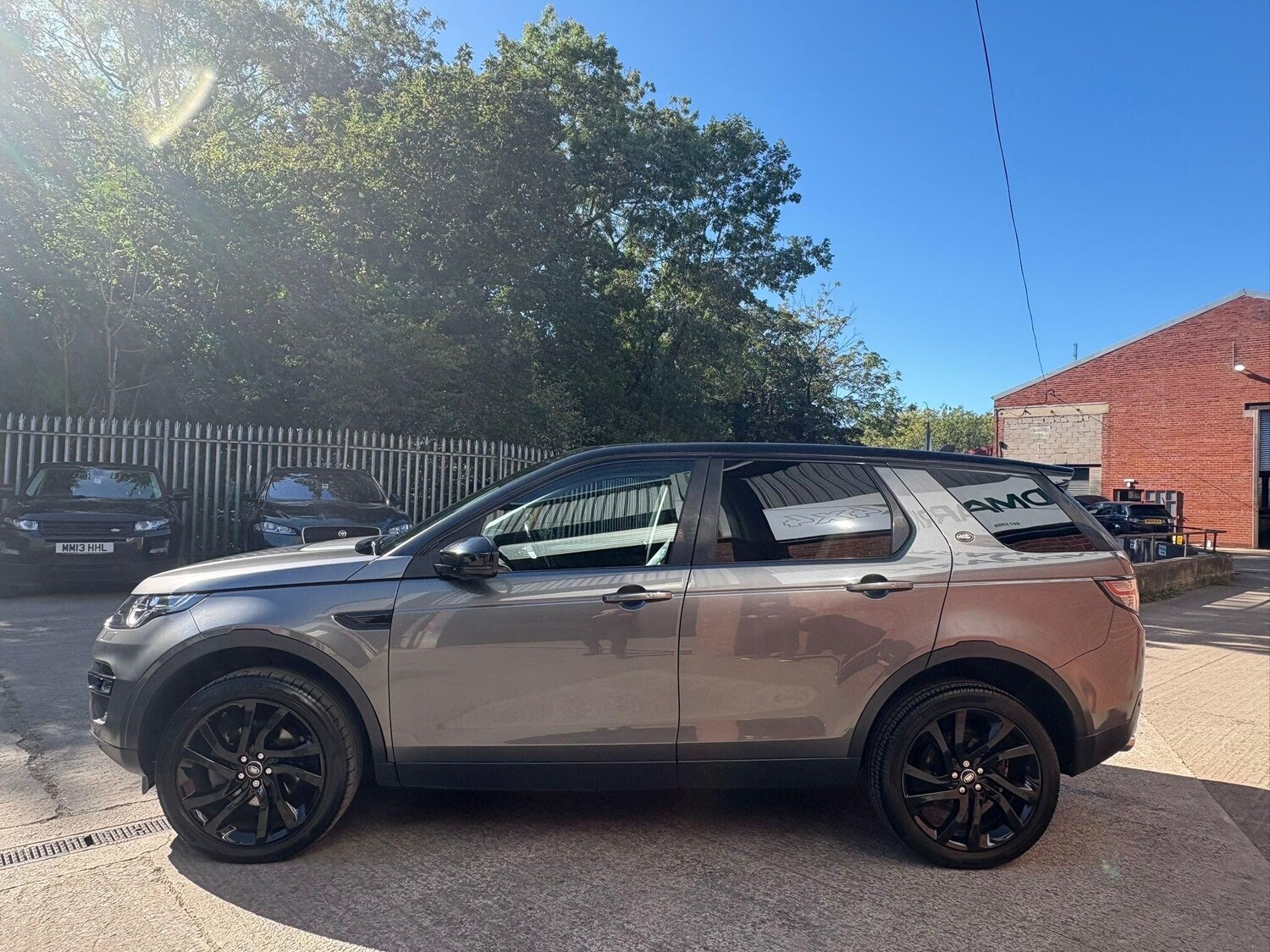 Used Land Rover Discovery Sport 2016 for sale - 76072778: Photo 6