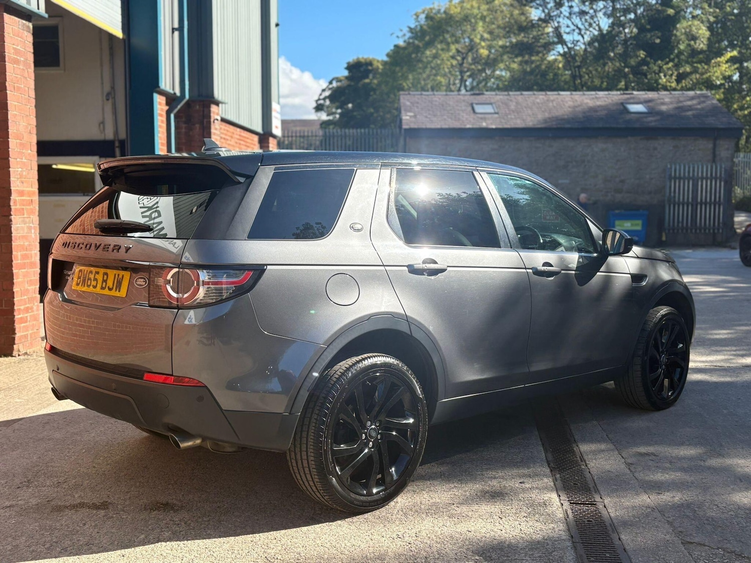 Used Land Rover Discovery Sport 2016 for sale - 76072778: Photo 8