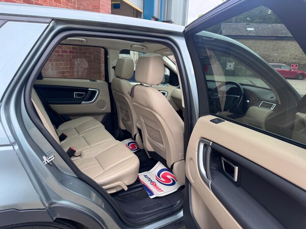 Used Land Rover Discovery Sport 2015 for sale - 75351395: Photo 20
