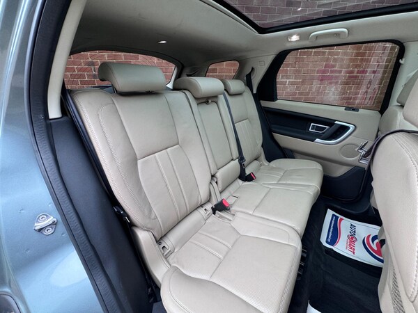 Used Land Rover Discovery Sport 2015 for sale - 75351395: Photo 24