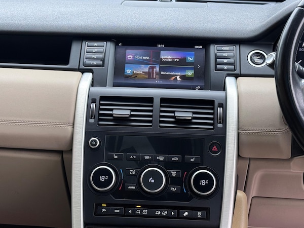 Used Land Rover Discovery Sport 2015 for sale - 75351395: Photo 28