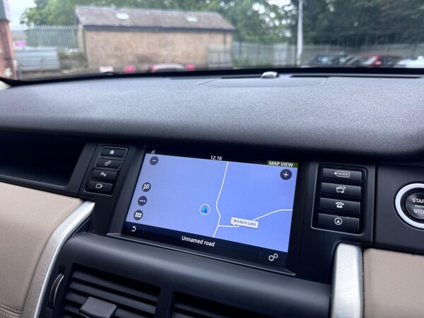 Used Land Rover Discovery Sport 2015 for sale - 75351395: Photo 30