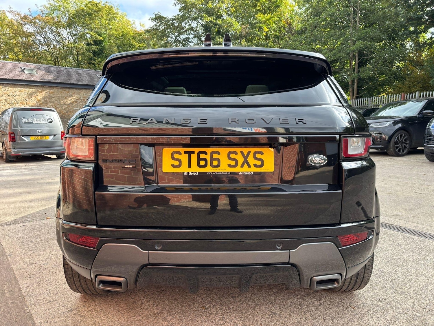 Used Land Rover Range Rover Evoque 2016 for sale - 76042775: Photo 2