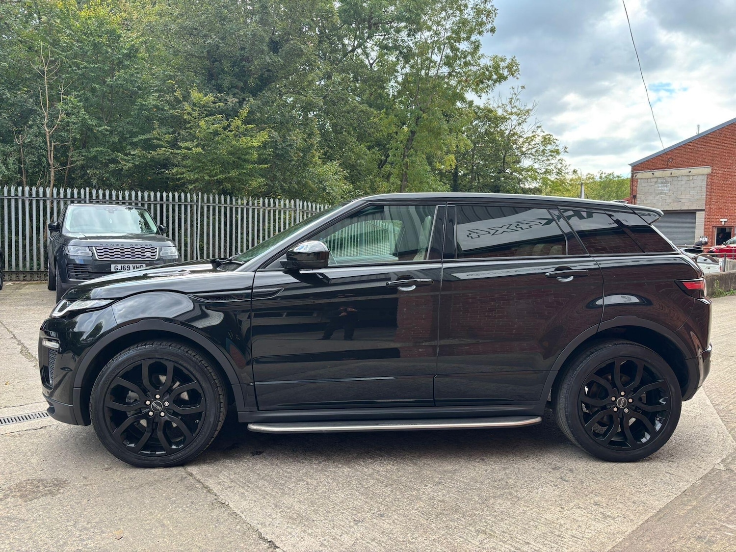 Used Land Rover Range Rover Evoque 2016 for sale - 76042775: Photo 32