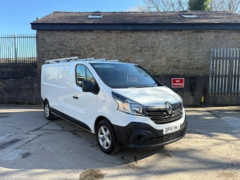 Renault Trafic feature image