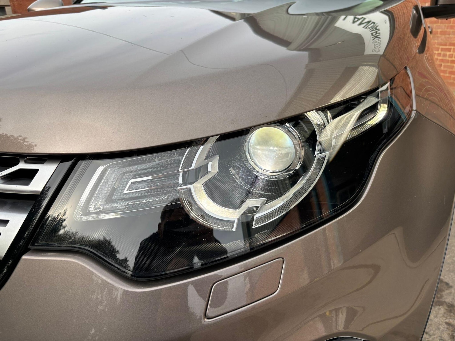 Used Land Rover Discovery Sport 2015 for sale - 76109884: Photo 11