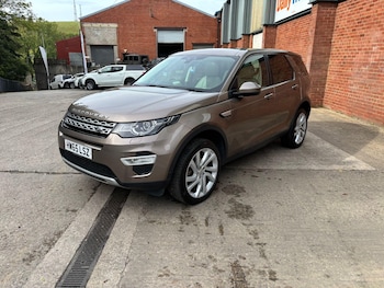 Used Land Rover Discovery Sport 2015 for sale - 76109884: Photo 2