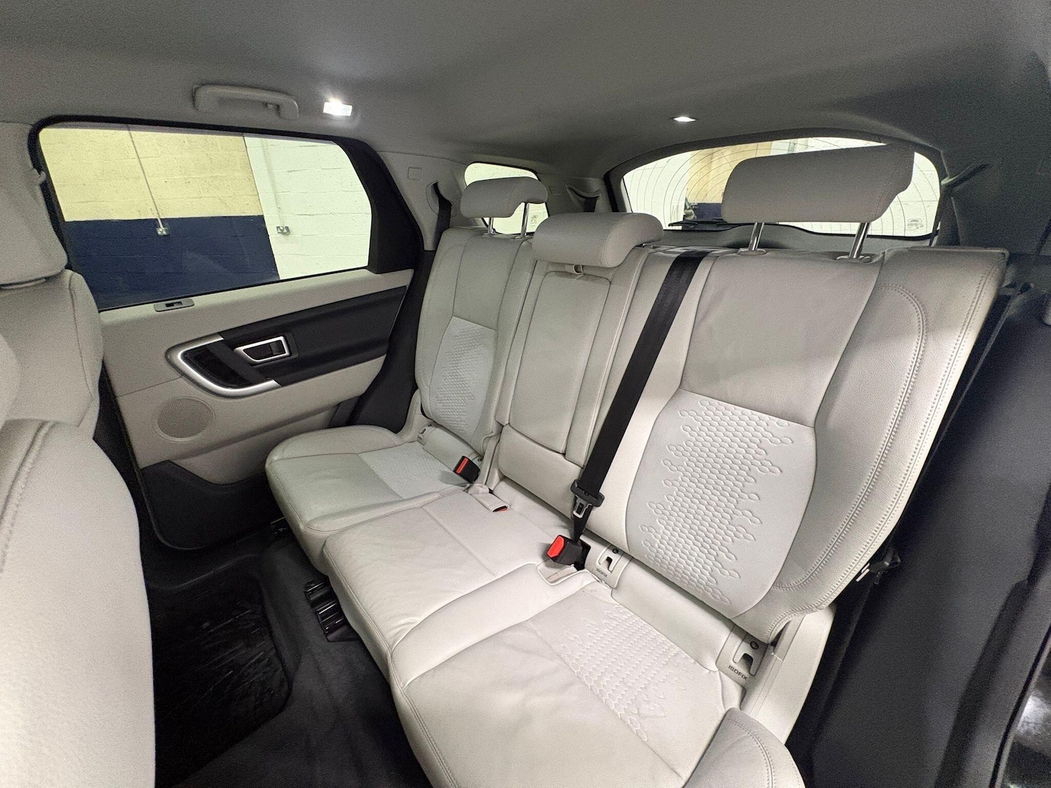 Used Land Rover Discovery Sport for sale - 77599055: Photo 17