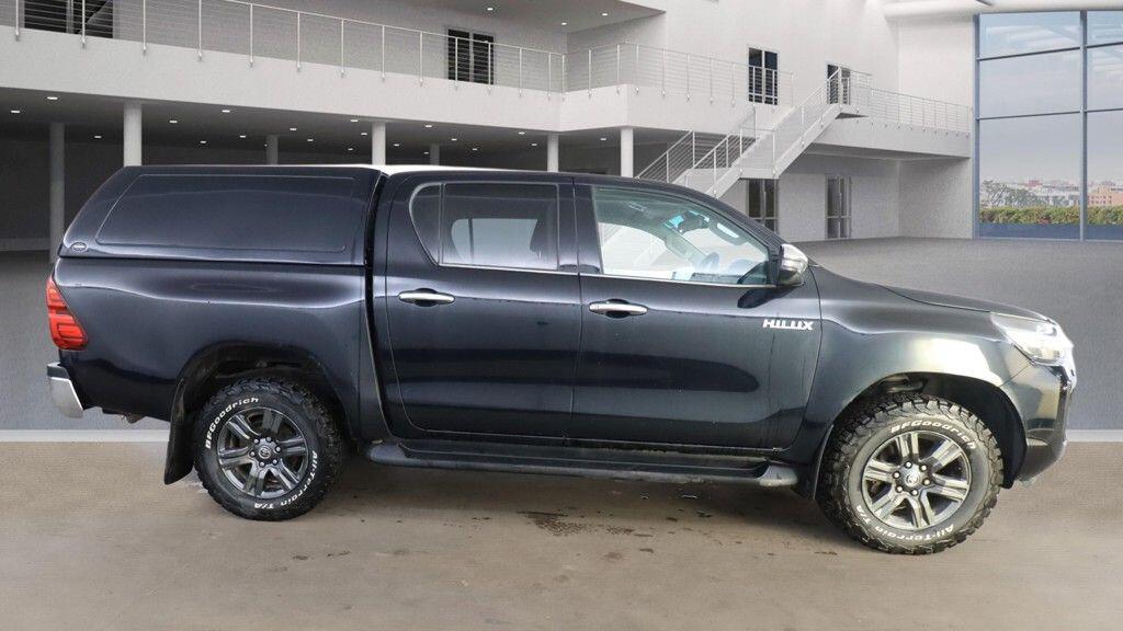 Used Toyota Hilux 2022 for sale - 77331049: Photo 5