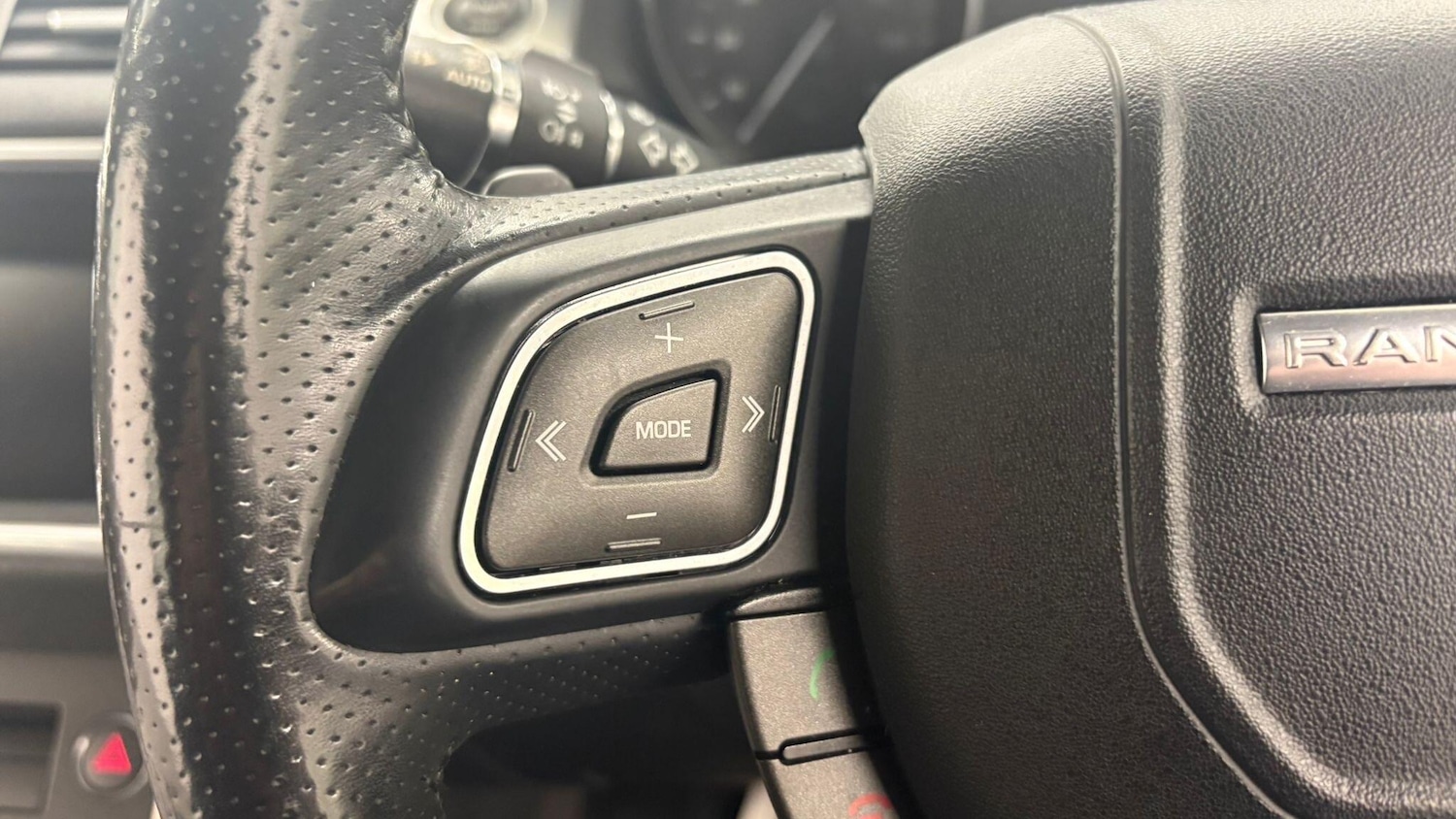 Used Land Rover Range Rover Evoque 2016 for sale - 77254535: Photo 24