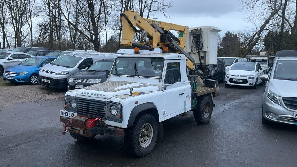 Used Land Rover Defender 2013 for sale - 77279497: Photo 2