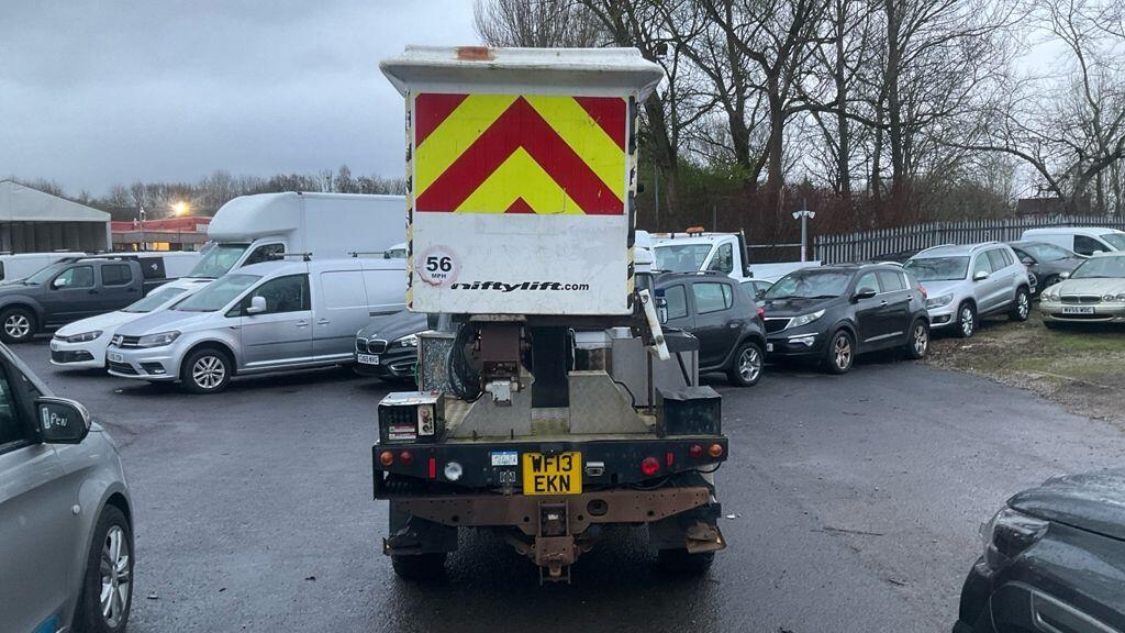 Used Land Rover Defender 2013 for sale - 77279497: Photo 5