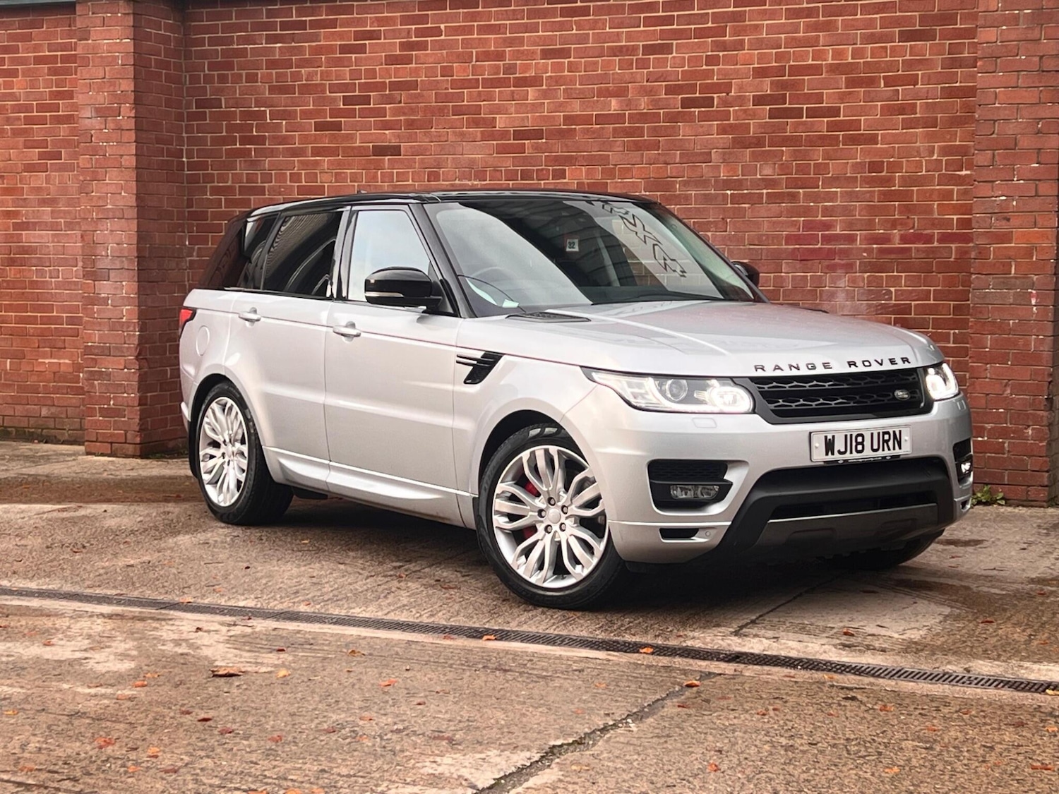 Used Land Rover Range Rover Sport 2018 for sale - 76425703: Photo 1